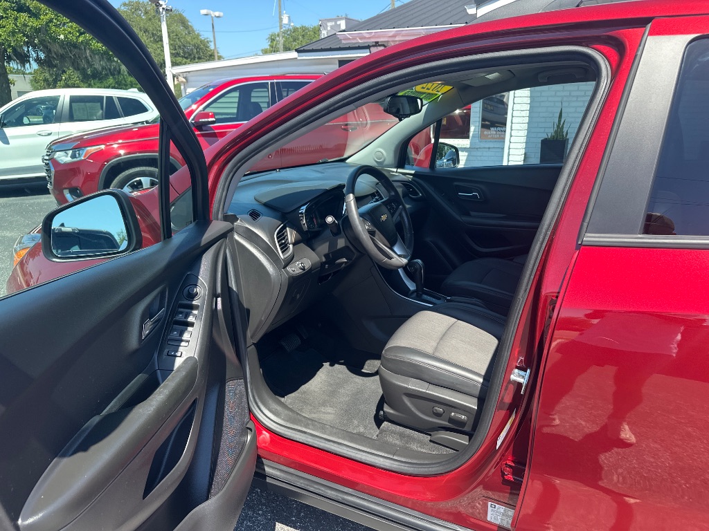 2022 Chevrolet Trax - $19,998