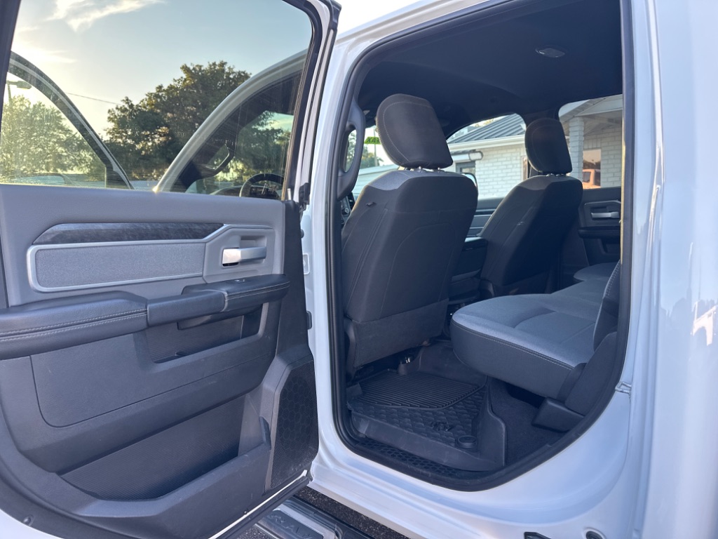 2021 RAM 2500 Big Horn photo