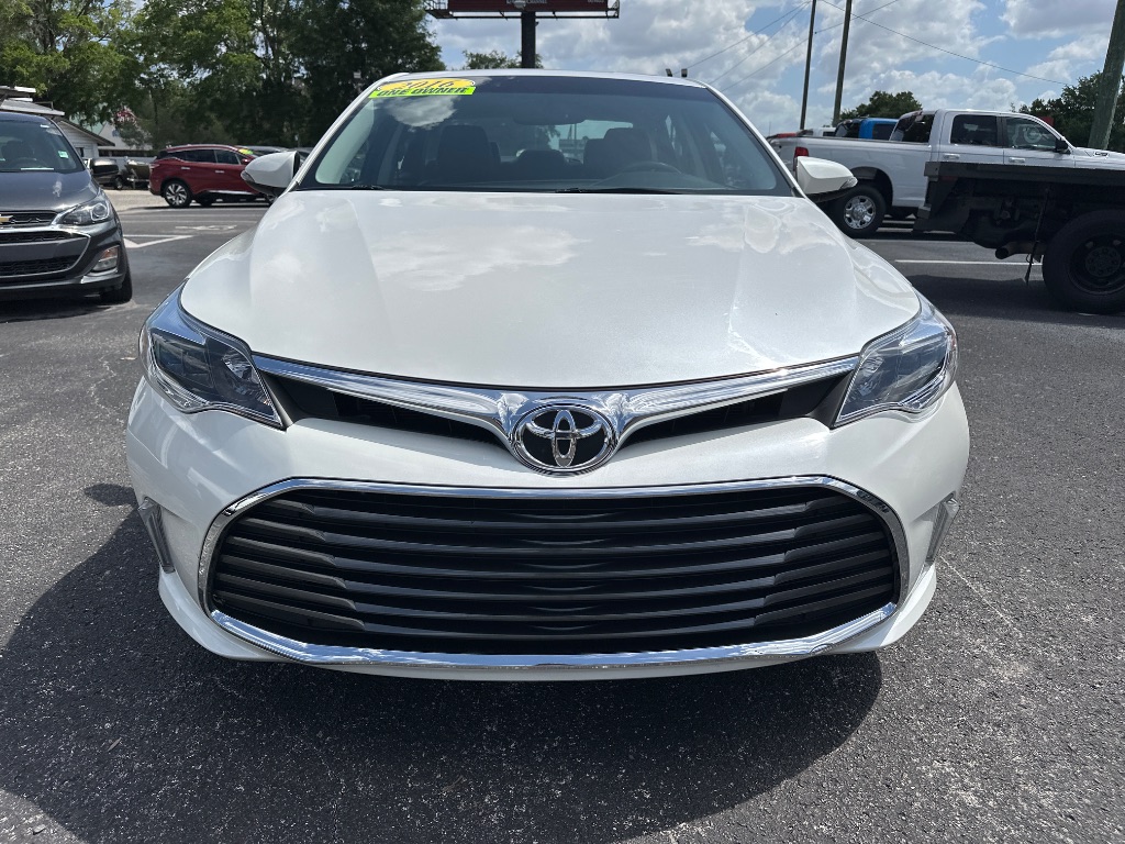 2016 Toyota Avalon XLE Plus photo