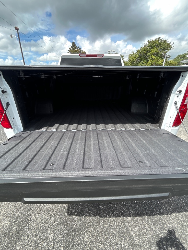 2025 Chevrolet Silverado 1500 Custom photo 15