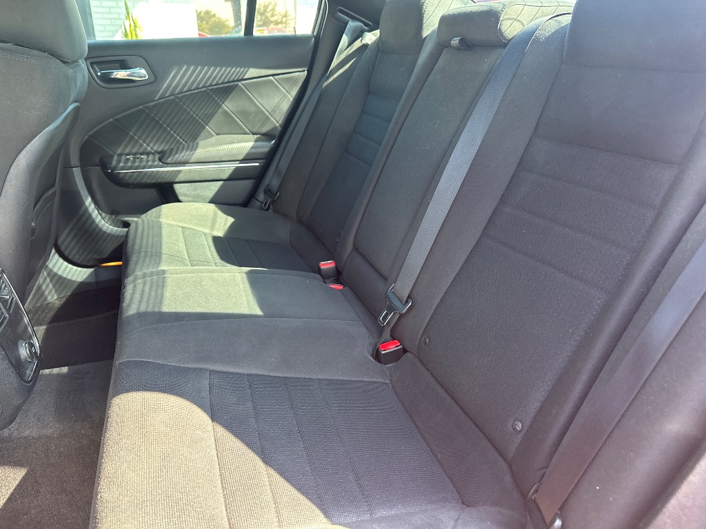 2014 Dodge Charger - $14,998