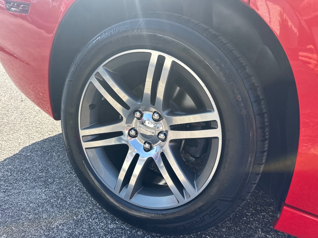 2014 Dodge Charger - $14,998