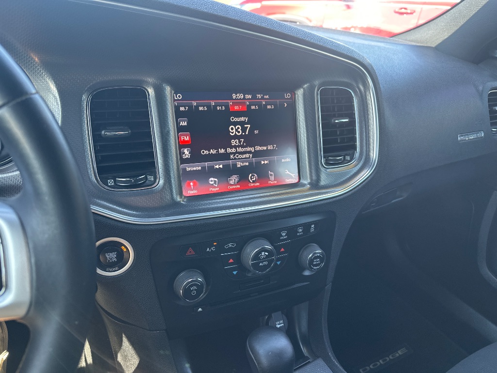 2014 Dodge Charger - $14,998