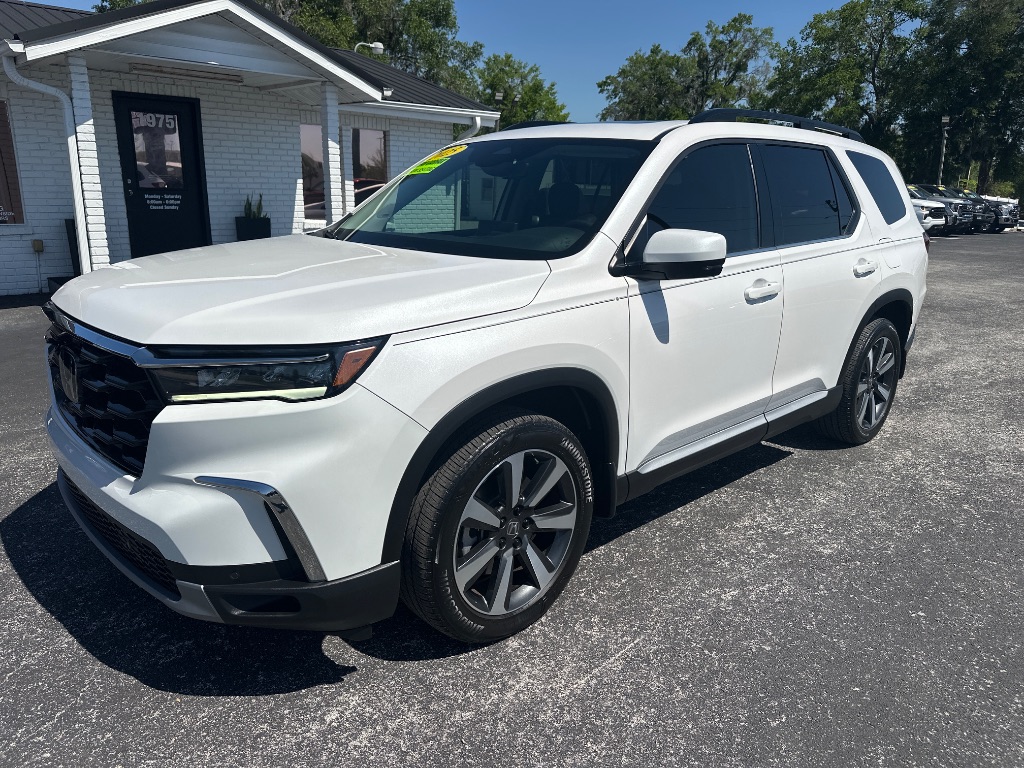 2025 Honda Pilot - $42,998
