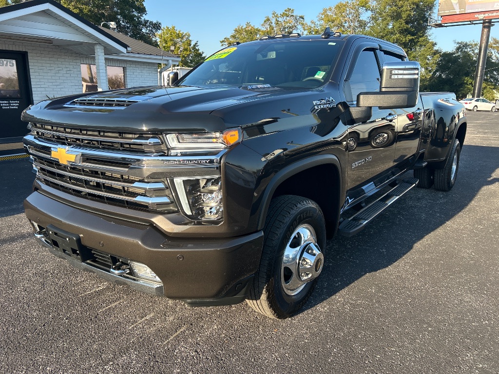 2021 Chevrolet Silverado - $56,998