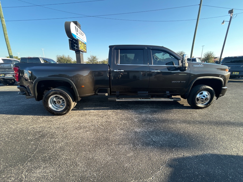 2021 Chevrolet Silverado - $56,998