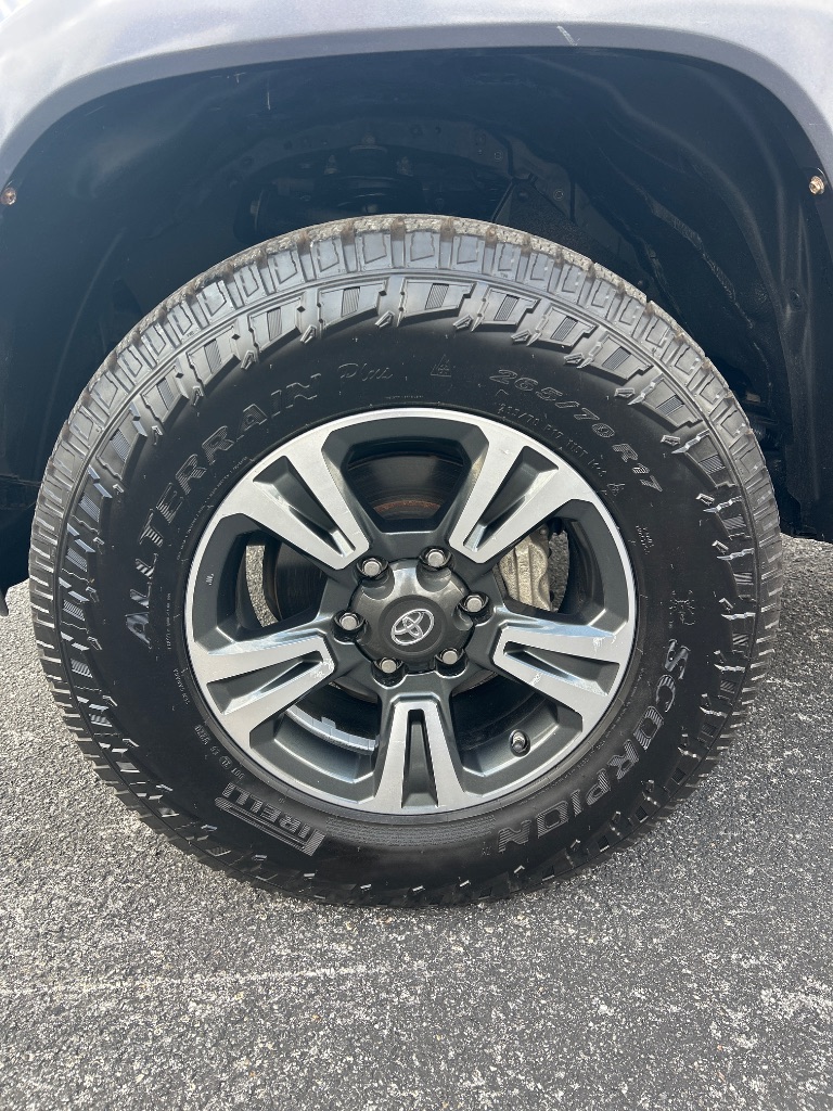 2018 Toyota Tacoma - $27,998