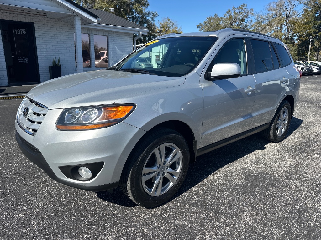 2011 Hyundai Santa Fe - $7,998