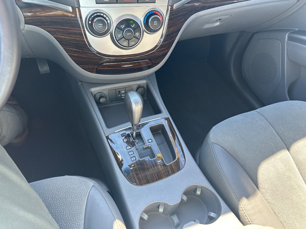 2011 Hyundai Santa Fe - $7,998