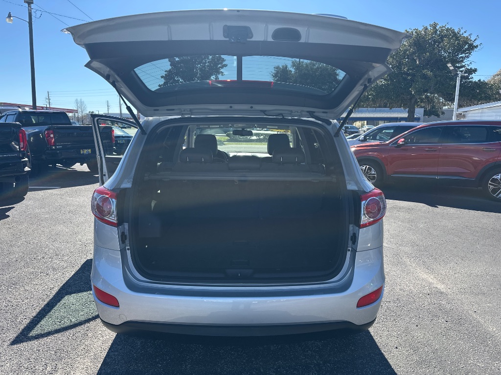 2011 Hyundai Santa Fe - $7,998
