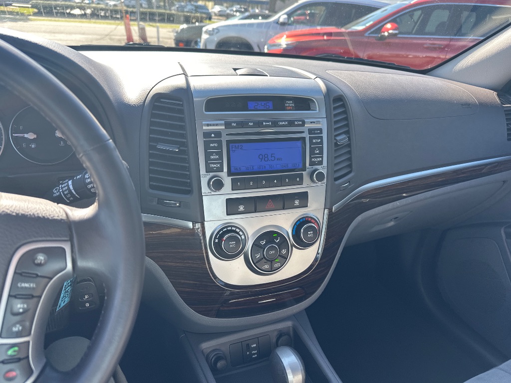 2011 Hyundai Santa Fe - $7,998