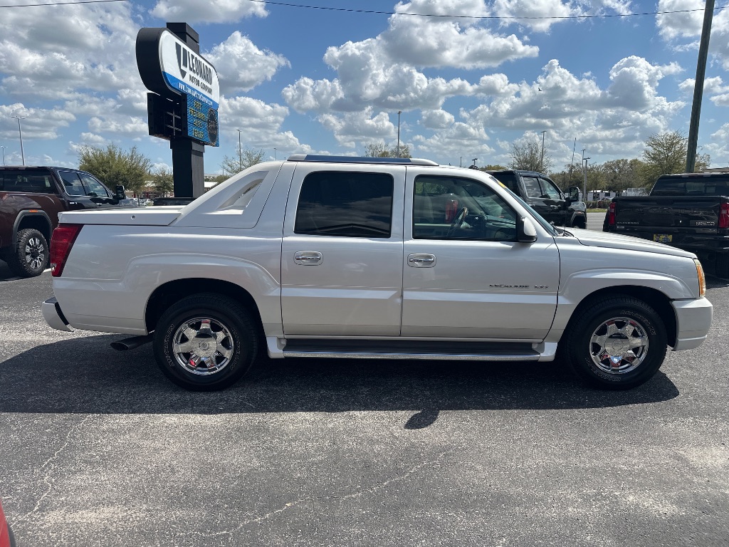2004 Cadillac Escalade - $13,998