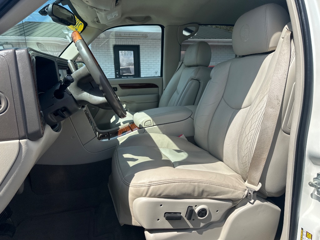 2004 Cadillac Escalade - $13,998