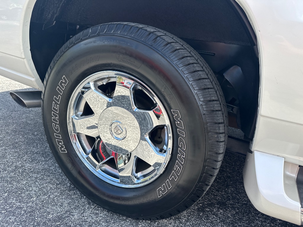 2004 Cadillac Escalade - $13,998