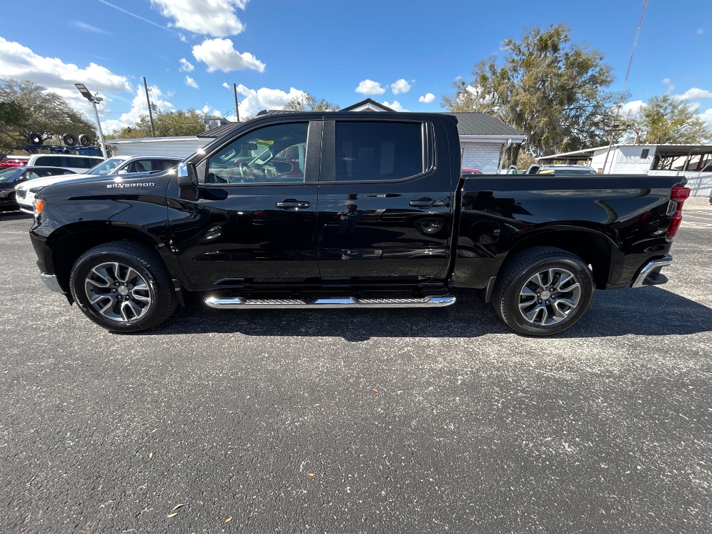2025 Chevrolet Silverado 1500 - $41,498