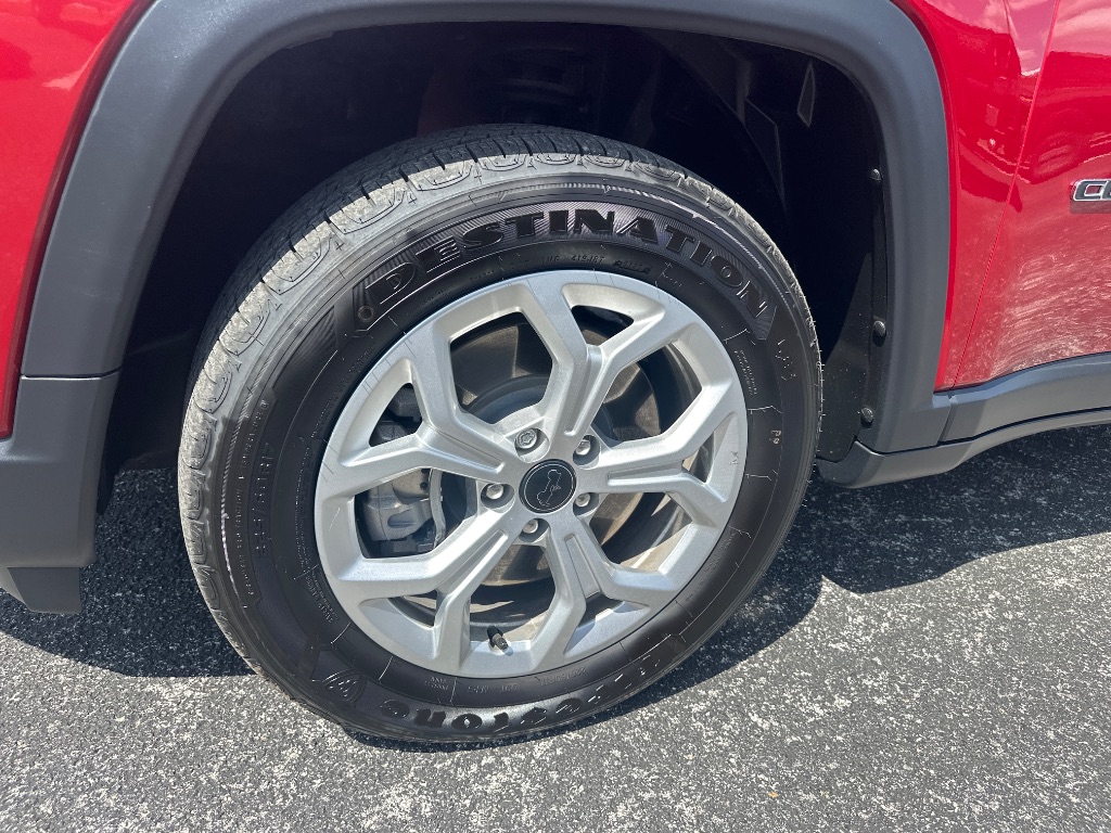 2025 Jeep Compass - $22,998