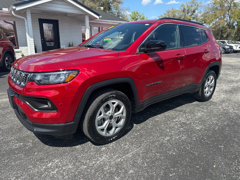 2025 Jeep Compass - $22,998