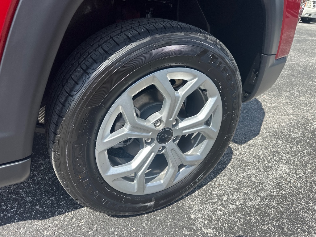 2025 Jeep Compass - $22,998