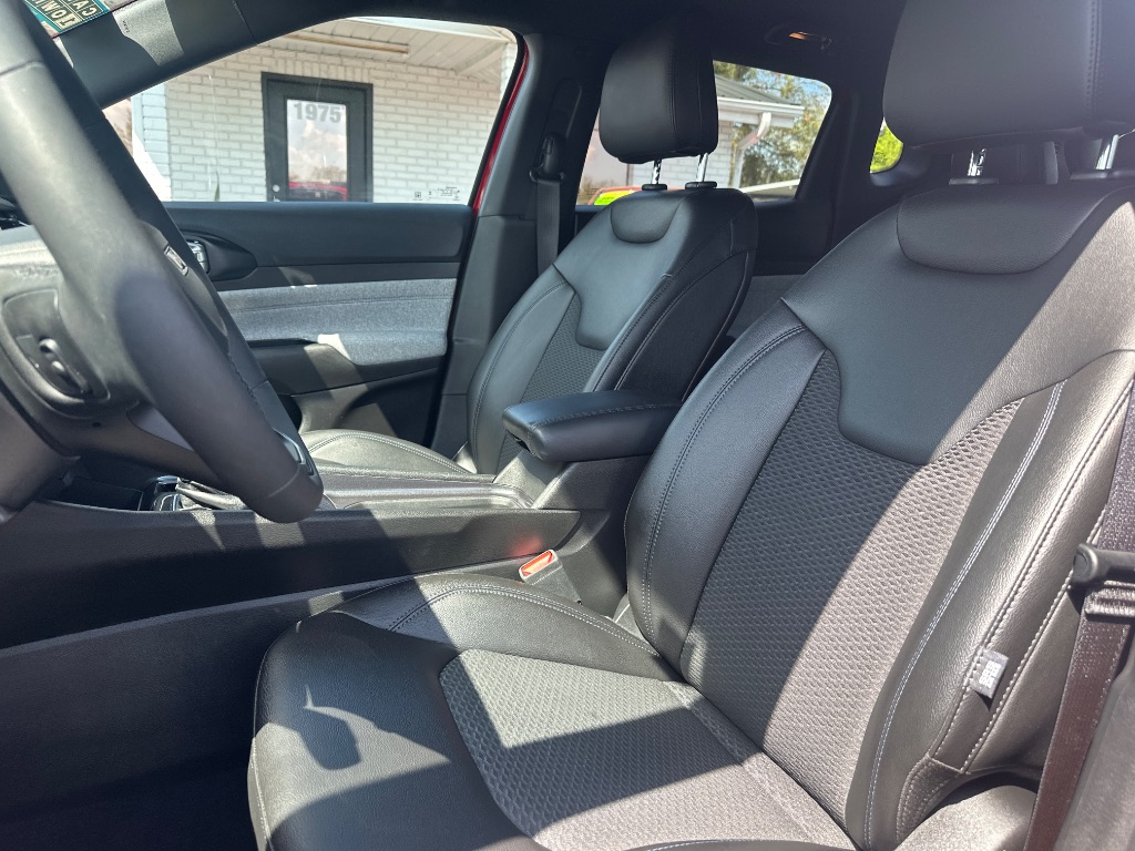 2025 Jeep Compass - $22,998