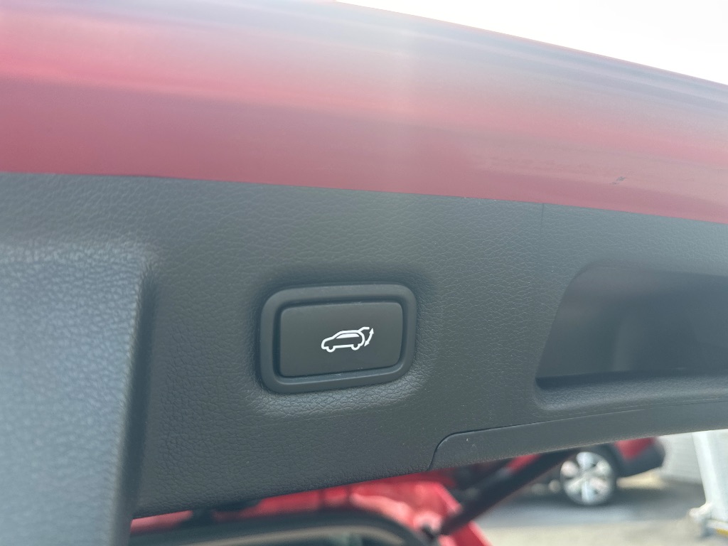 2023 Hyundai Santa Fe - $24,998
