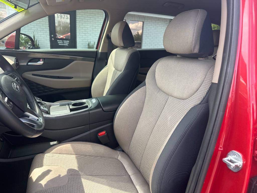2023 Hyundai Santa Fe - $24,998