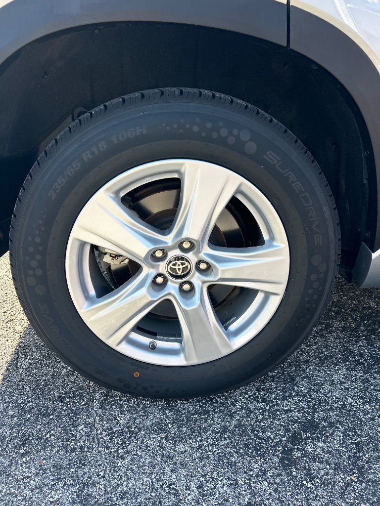 2023 Toyota Highlander - $30,998