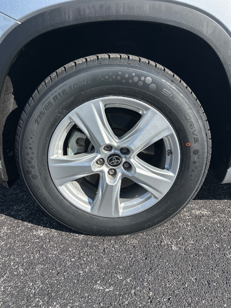 2023 Toyota Highlander - $30,998