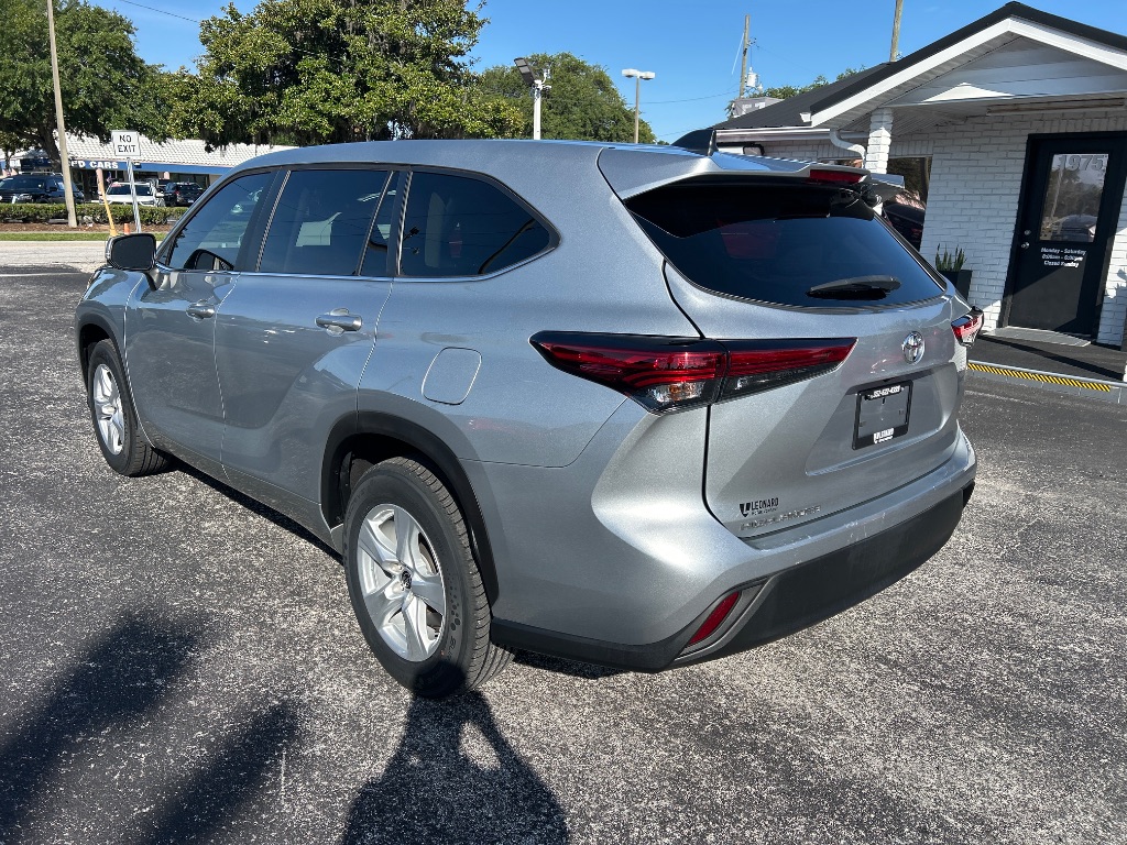 2023 Toyota Highlander - $30,998