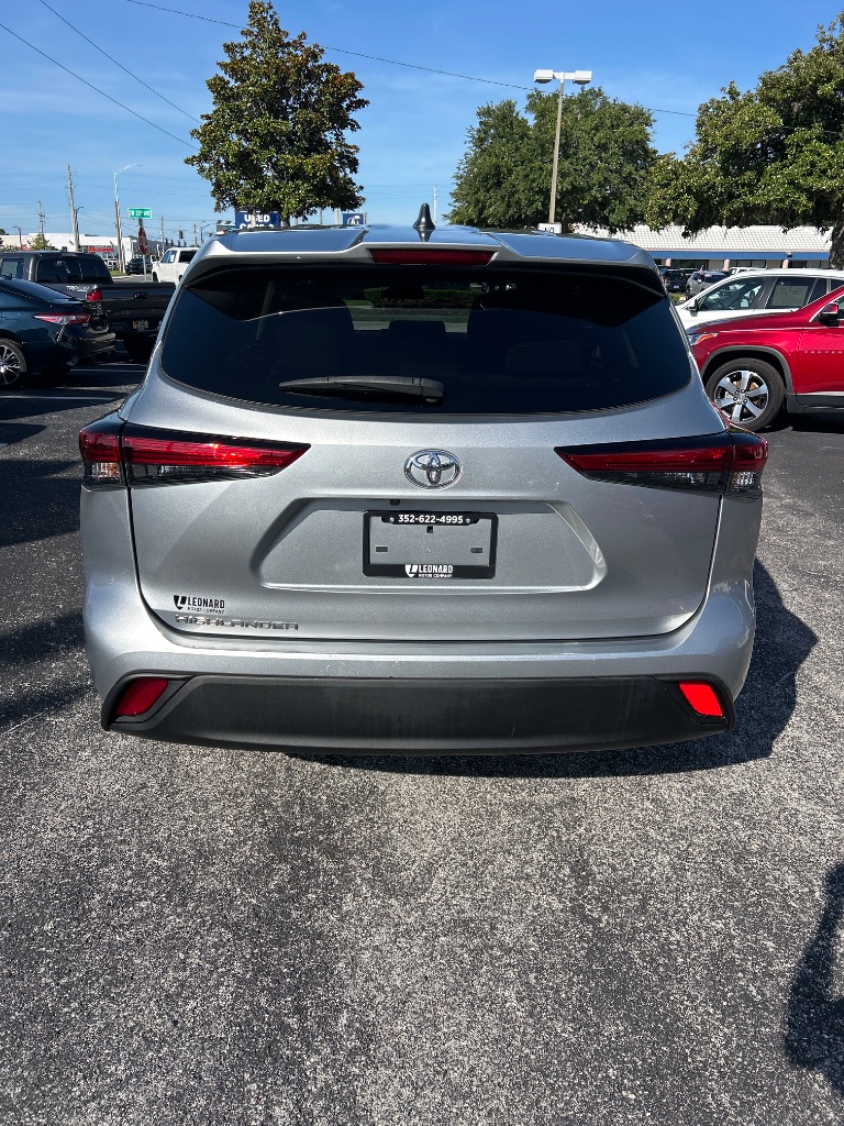 2023 Toyota Highlander - $30,998