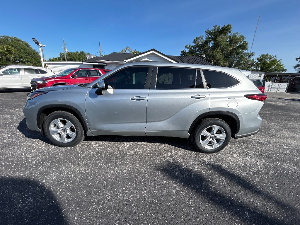 2023 Toyota Highlander - $30,998