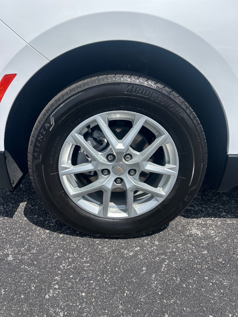 2023 Chevrolet Equinox - $23,998