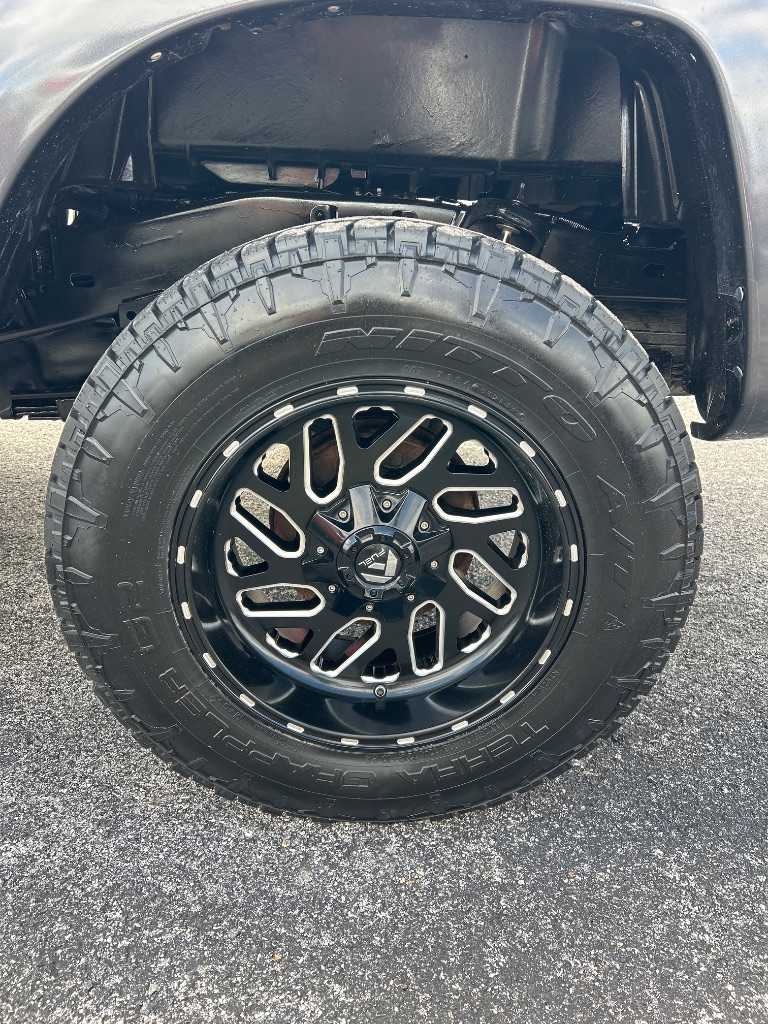 2015 Toyota Tacoma - $22,998