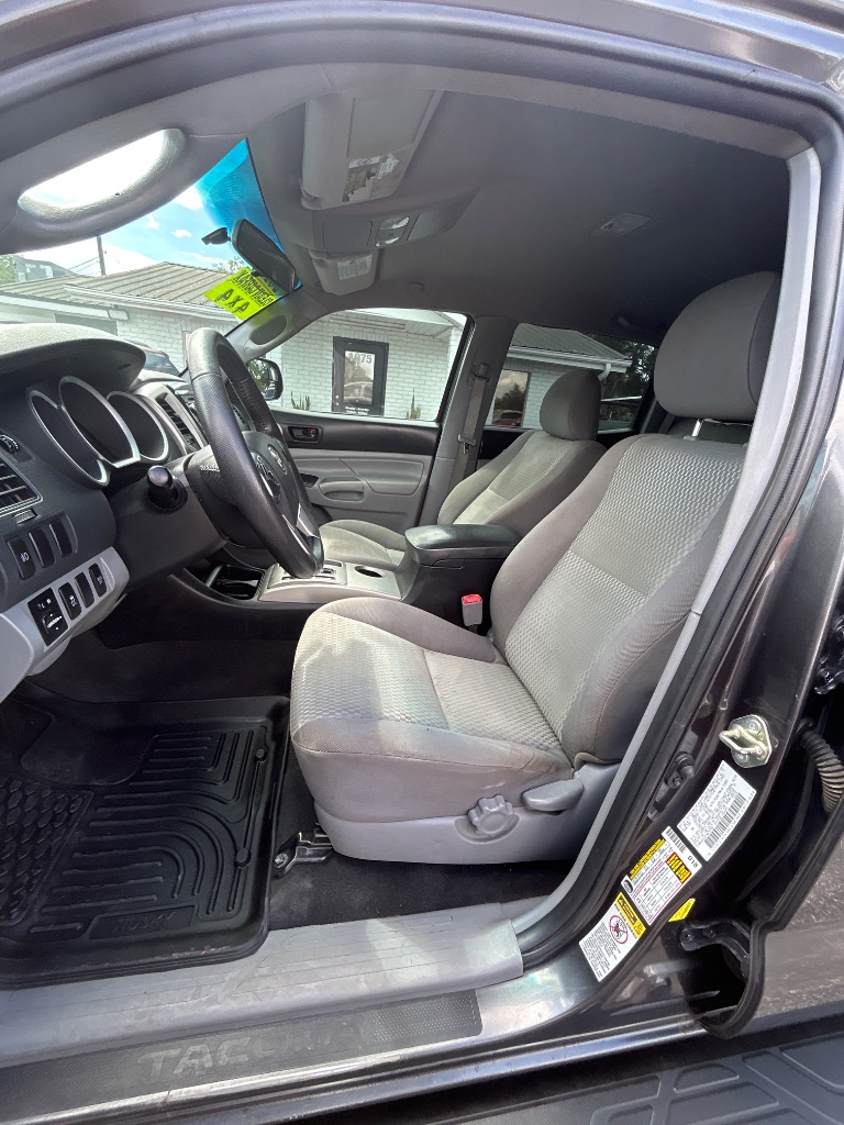 2015 Toyota Tacoma - $22,998