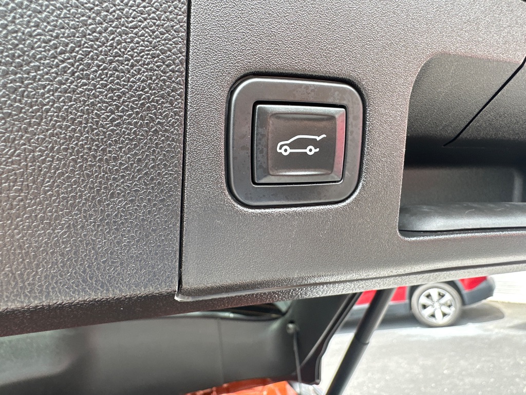 2019 Cadillac XT4 - $21,998