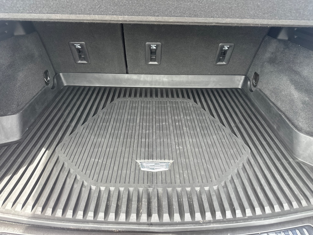 2019 Cadillac XT4 - $21,998