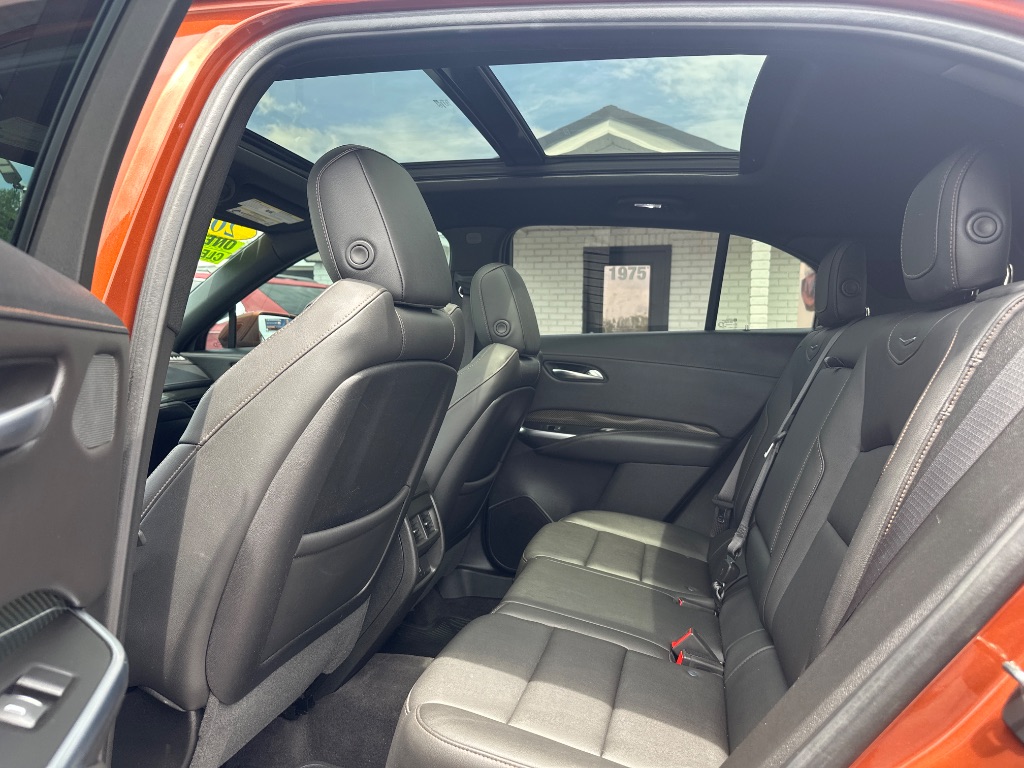 2019 Cadillac XT4 - $21,998
