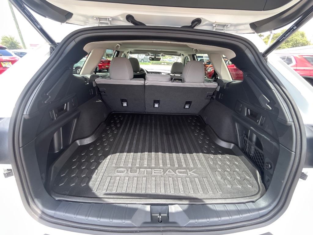 2025 Subaru Outback - $29,998