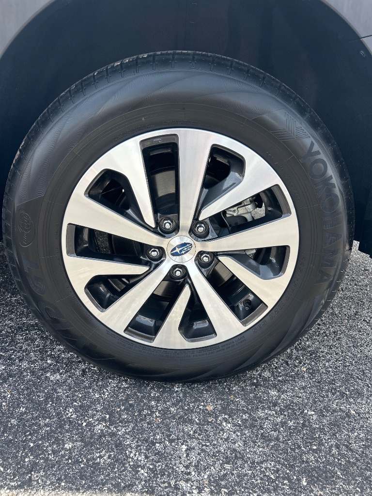 2025 Subaru Outback - $29,998