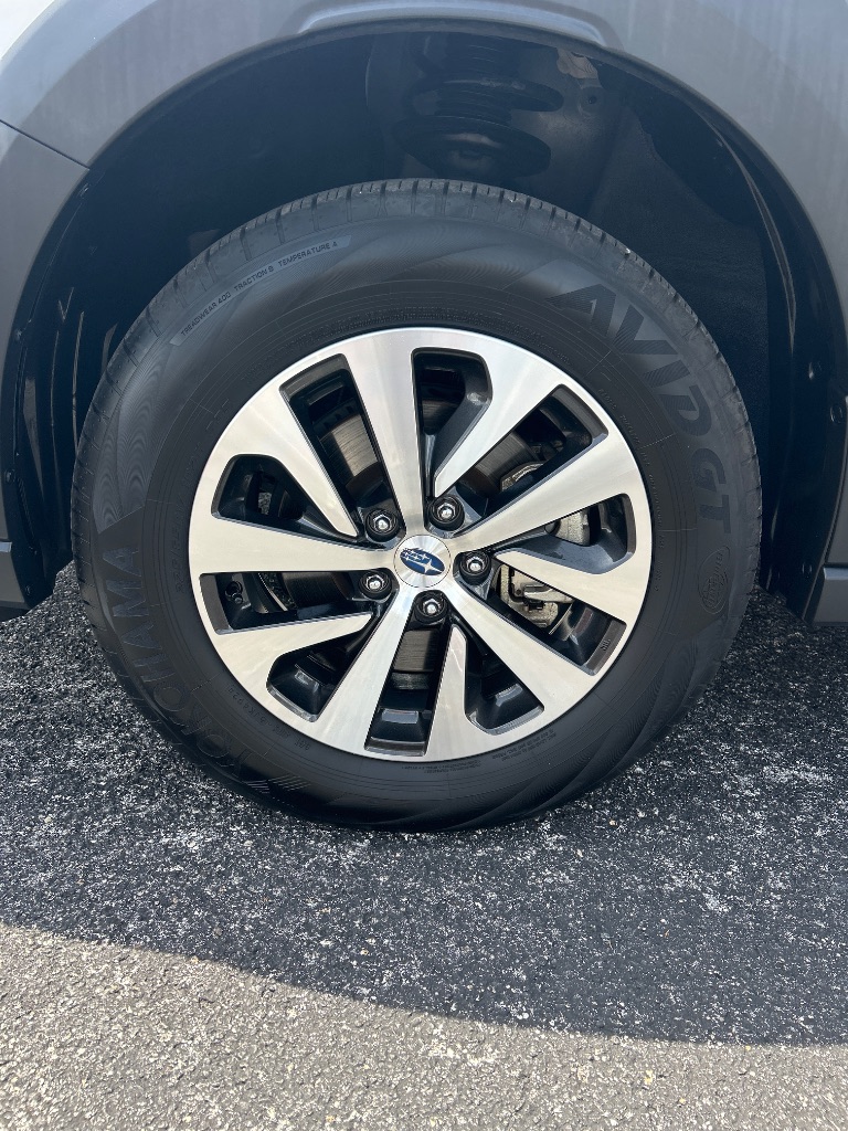 2025 Subaru Outback - $29,998