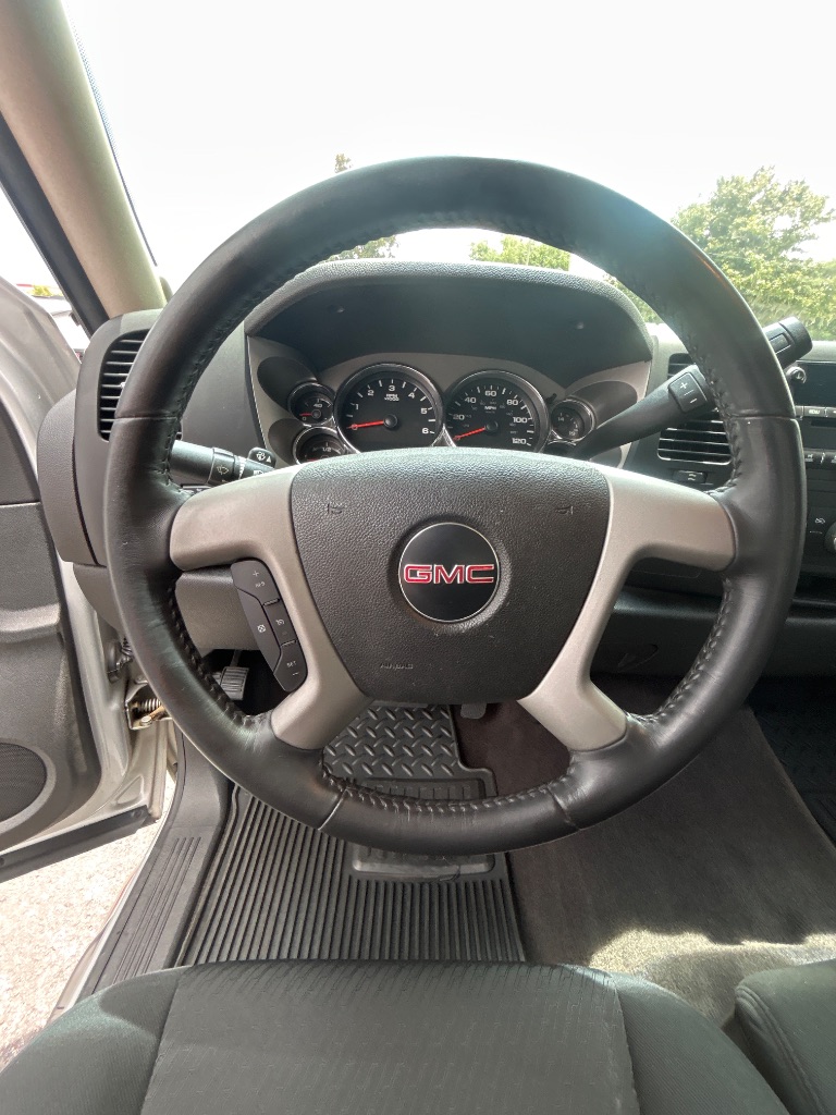 2010 GMC Sierra - $15,998