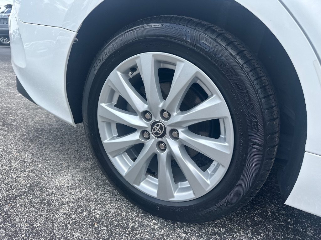 2020 Toyota Camry - $22,998