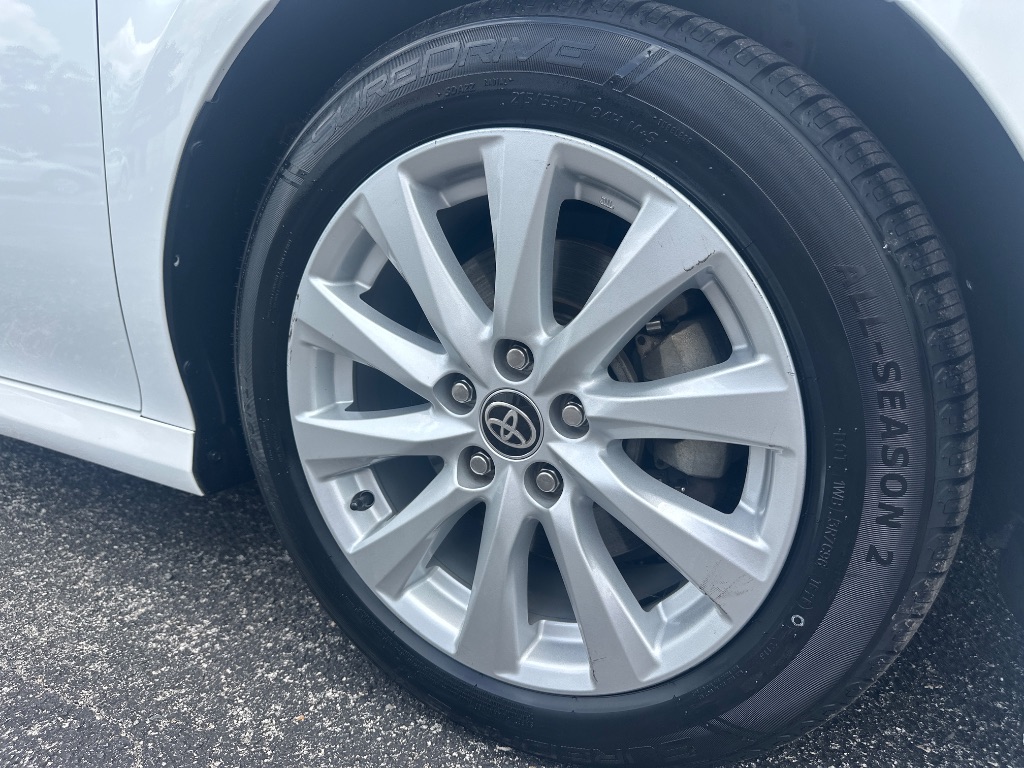 2020 Toyota Camry - $22,998