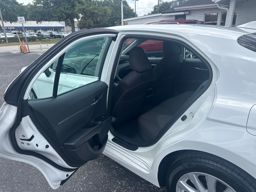 2020 Toyota Camry - $22,998