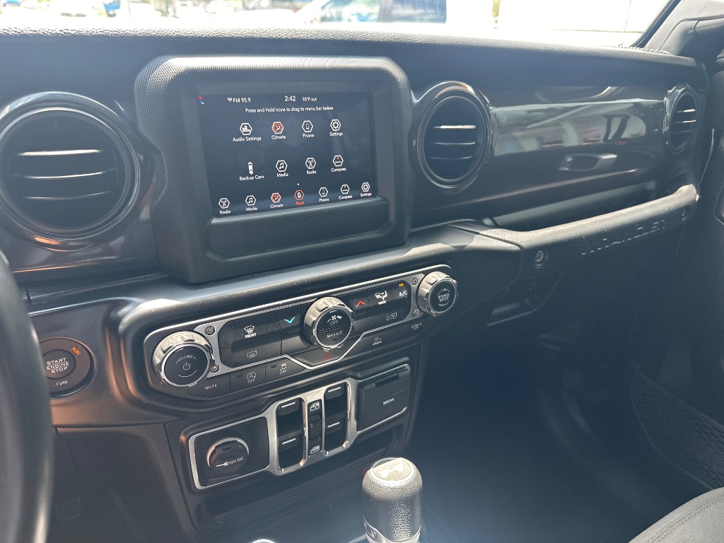 2022 Jeep Wrangler - $33,998