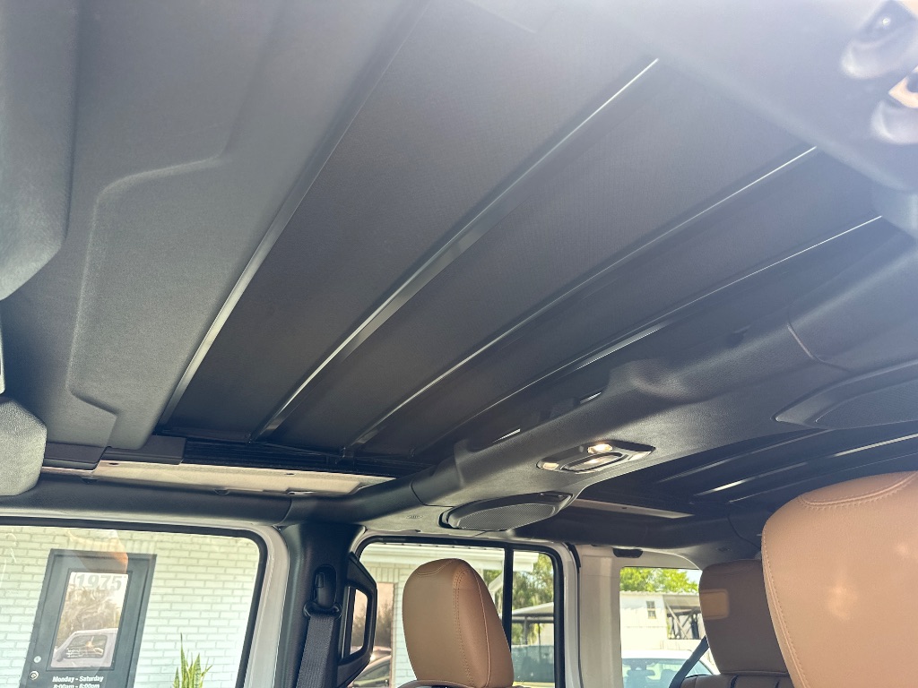 2023 Jeep Wrangler - $36,998