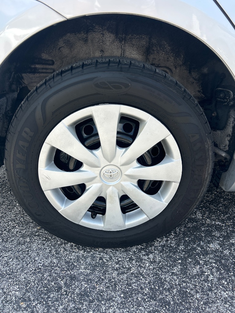 2013 Toyota Corolla - $8,998