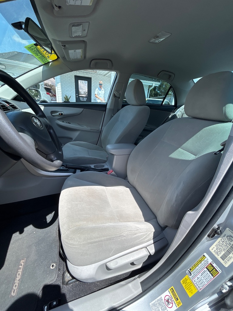 2013 Toyota Corolla - $8,998