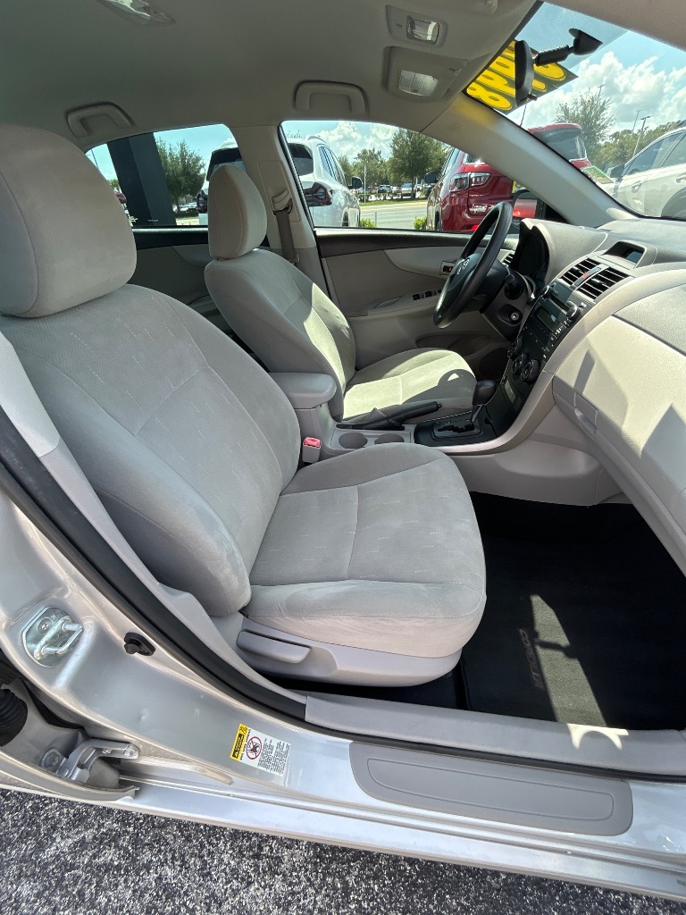 2013 Toyota Corolla - $8,998