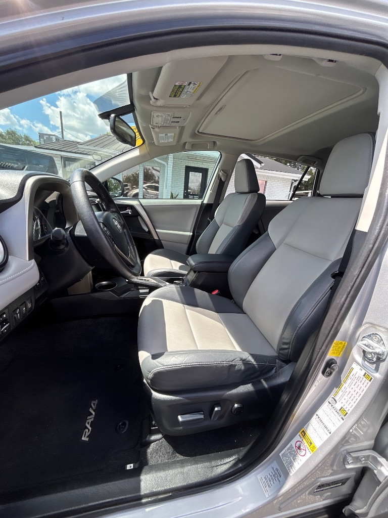 2013 Toyota RAV4 - $13,498