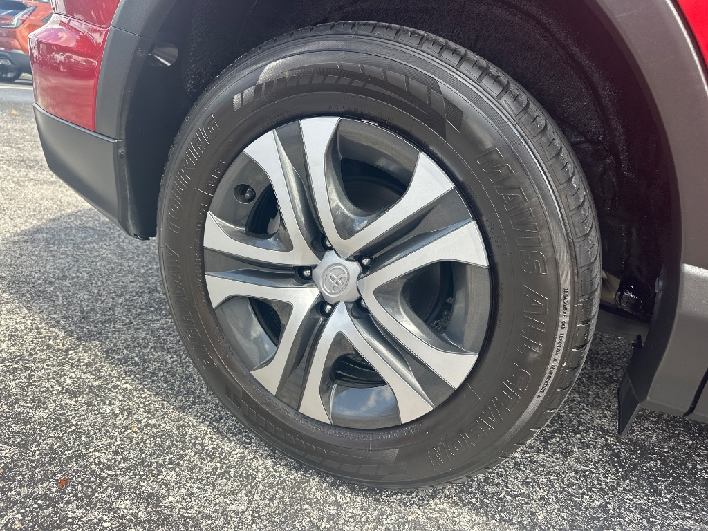 2017 Toyota RAV4 - $16,998